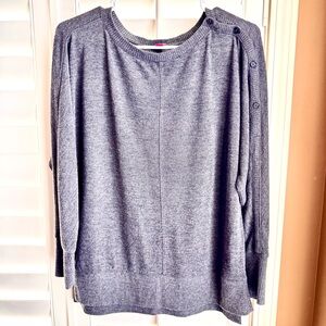 Vince Camuto Heather Gray Button Shoulder Sweater XS Lightweight Knit Top